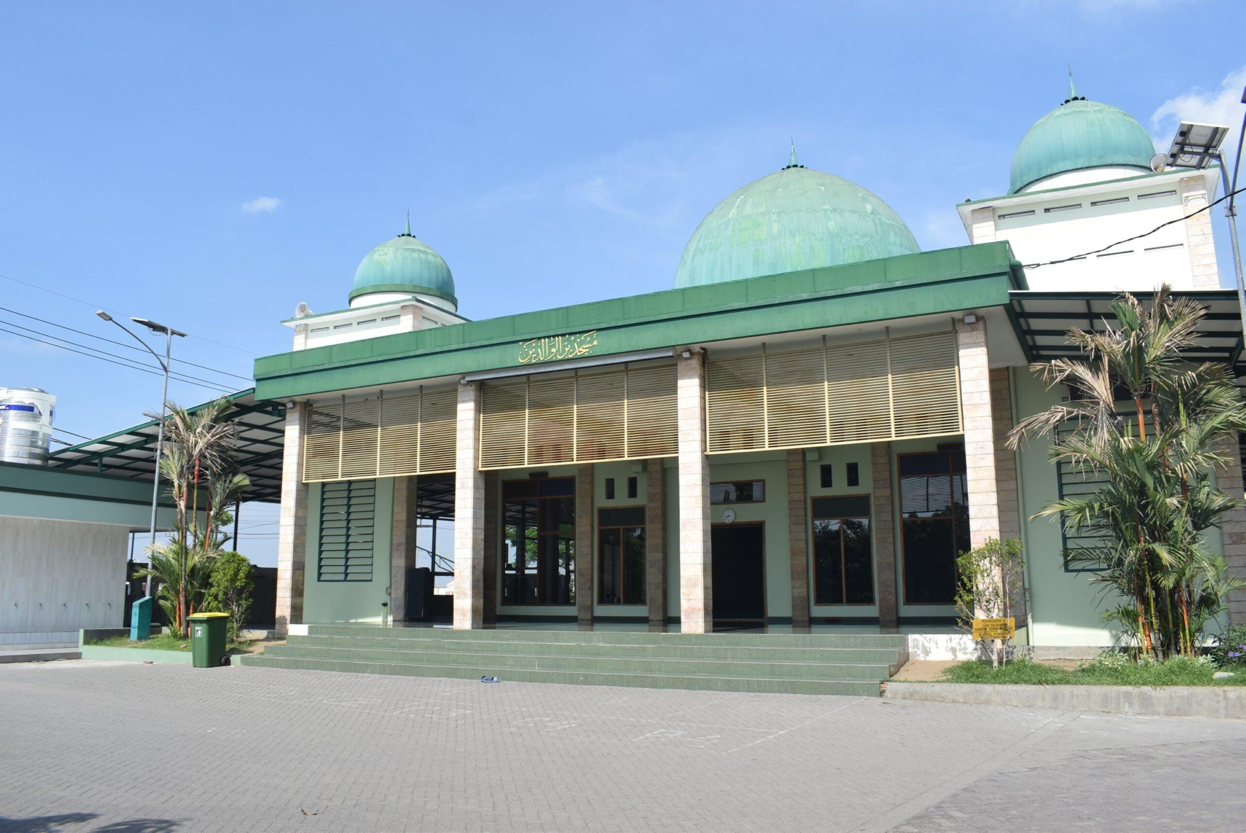 MASJID BIRRU AL WALIDAIN